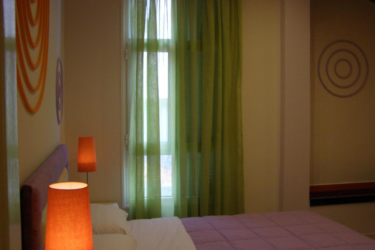 Room "Frog" In A Neoclasical House 카스토리아 외부 사진